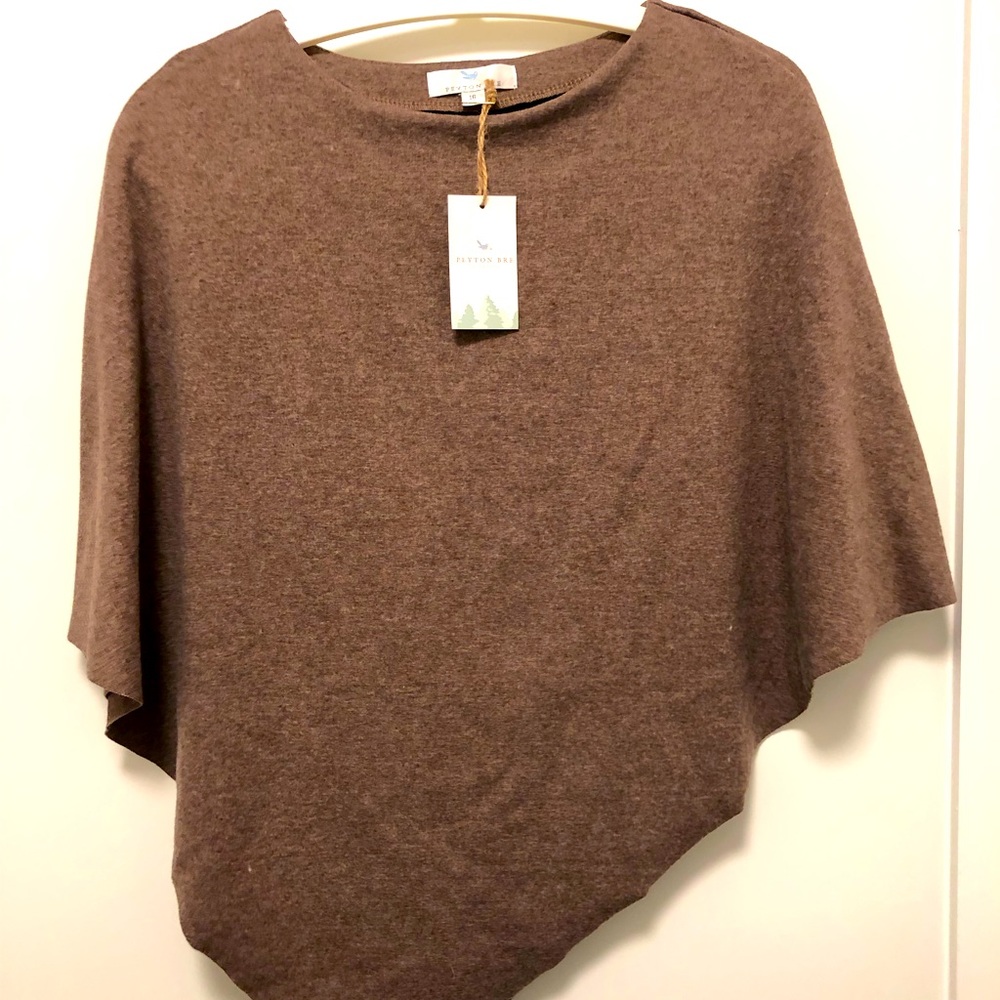 BRAND NEW PEYTON BRE Poncho Style Women’s top